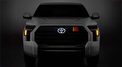 Illuminated Front Badge: Chrome