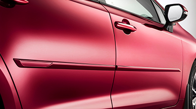 Molduras laterales de carrocería