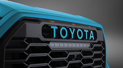 Revestimiento de emblema Heritage en Wave Maker para la parrilla